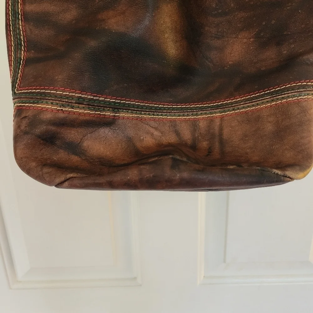 Vintage  dark brown leather unlined shoulder bucket bag boho